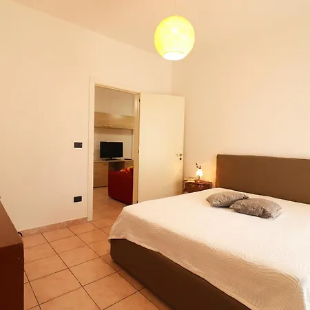 Casa Carlotta Ad